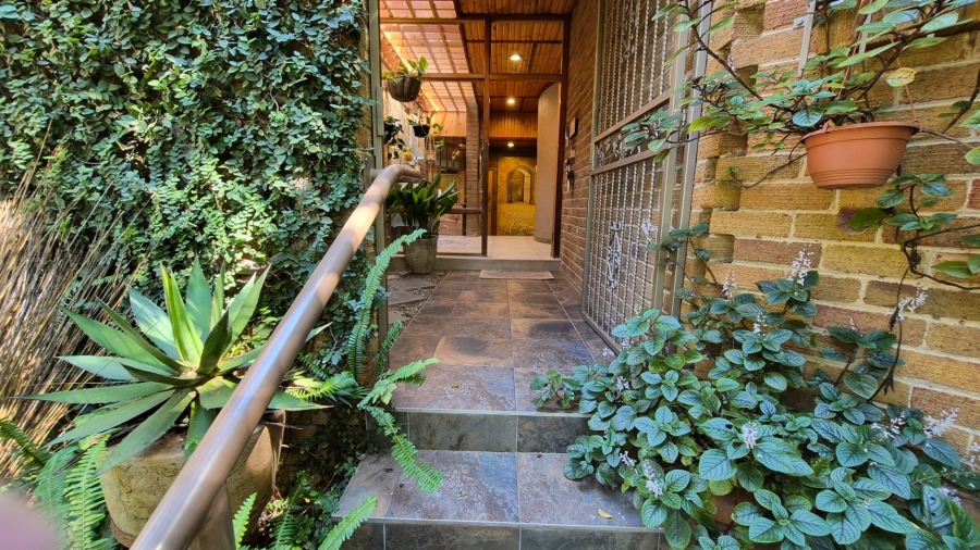 6 Bedroom Property for Sale in Universitas Free State